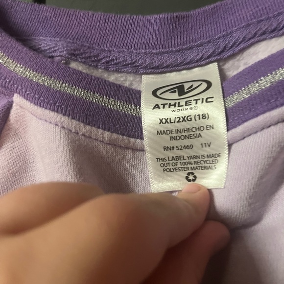 3 for $15🦋 Kids lavender/purple sweatshirt - Picture 2 of 2